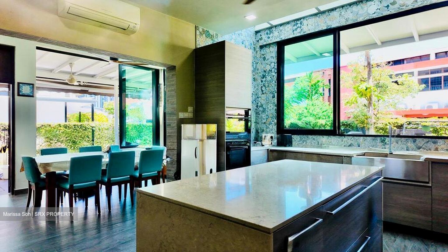 Lempeng Drive (D5), Terrace #500869381